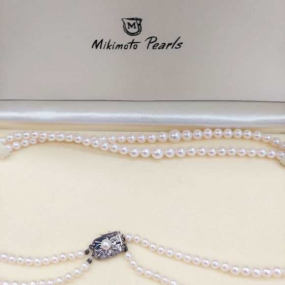 Mikimoto Pearls - Picture 4 of 8